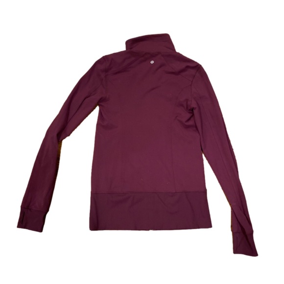 Lululemon Full Zip Jacket with Thumbholes | Likely a Size 6 - Picture 4 of 4